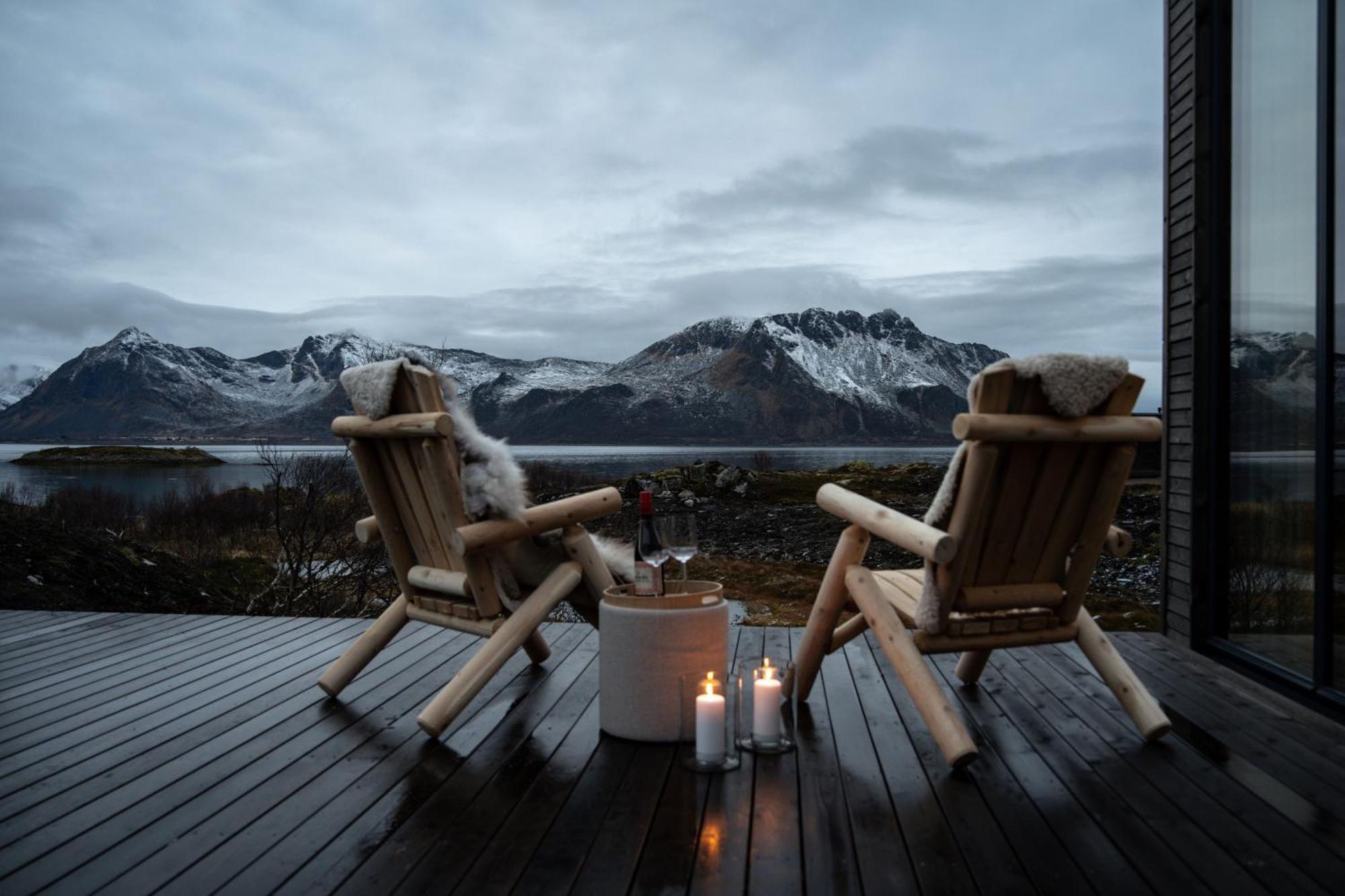 Luksushytte Med Jacuzzi, Summer&Winter Retreat Lyngværet Exterior foto